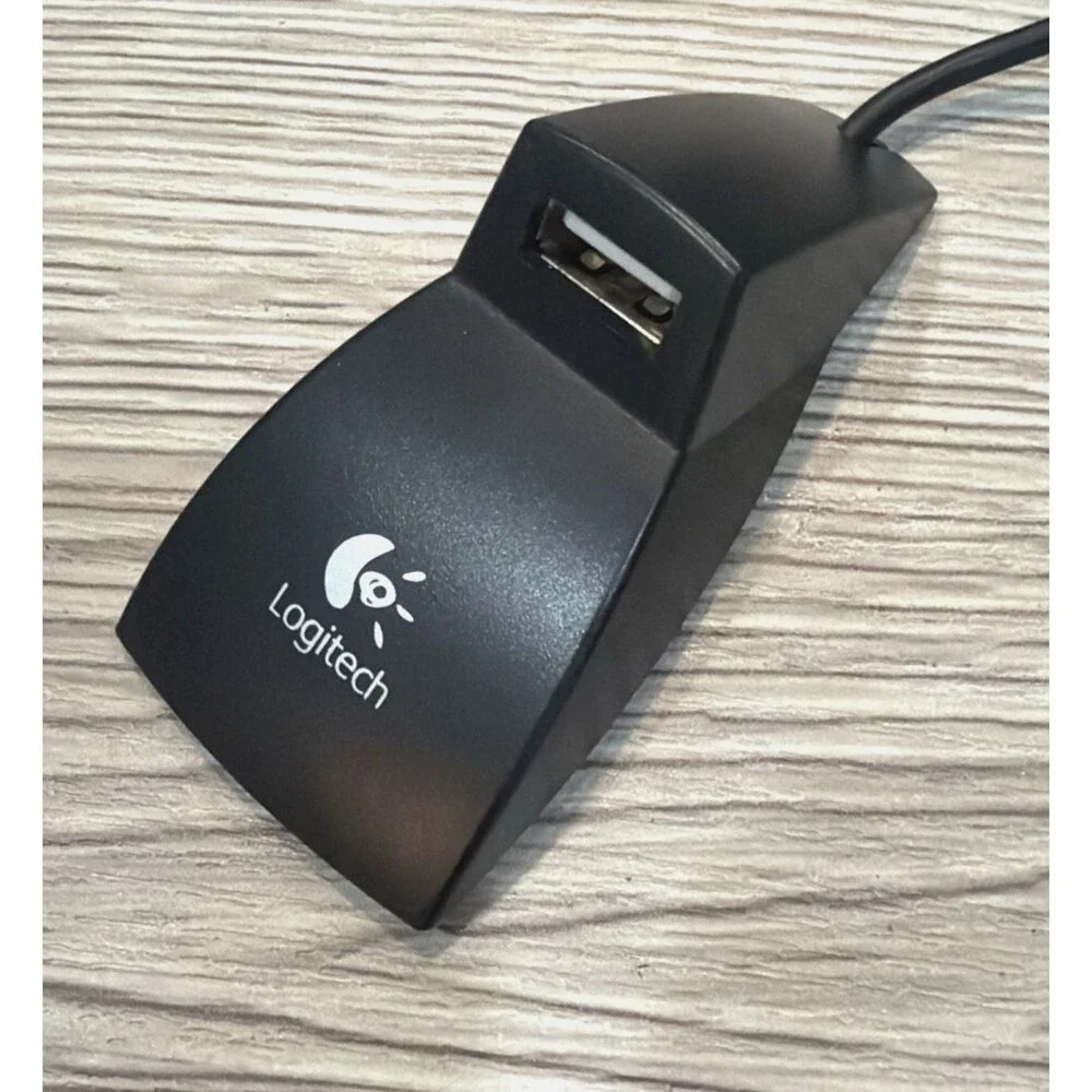 Logitech SecureConnect USB Receiver C-UAL52 w Wireless Range Extender Stand